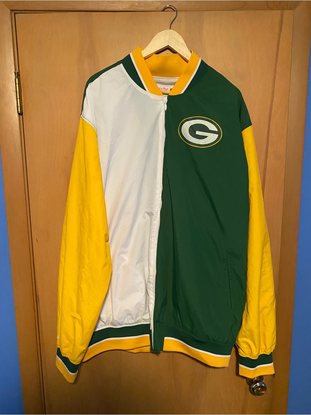Mitchell & Ness Green Bay Packers Throwback Zip up jacket